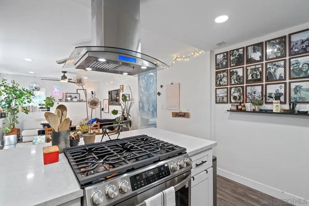 3109 Hawk Str San Diego, CA 92103