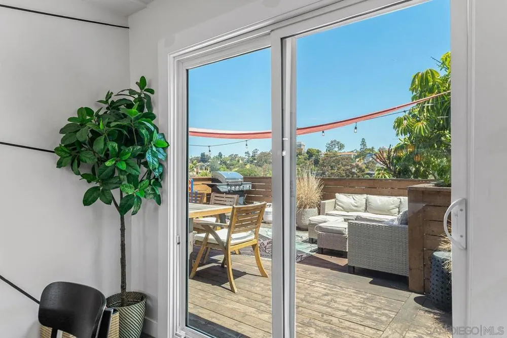 3109 Hawk Str San Diego, CA 92103