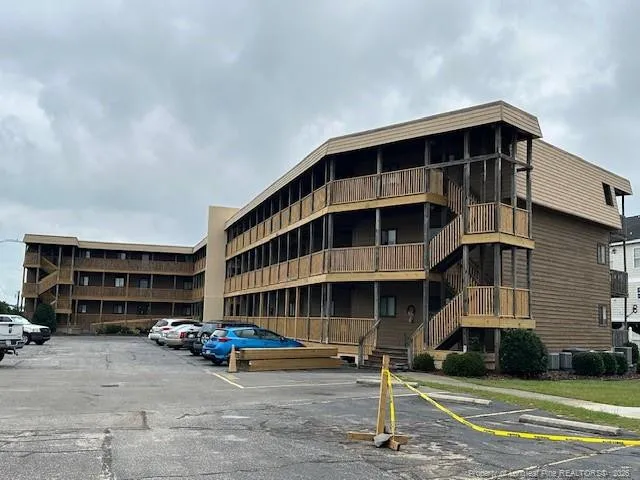 110 Lake Place Condo Drive Elizabethtown, NC 28337