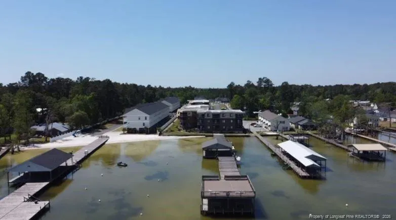 110 Lake Place Condo Drive Elizabethtown, NC 28337