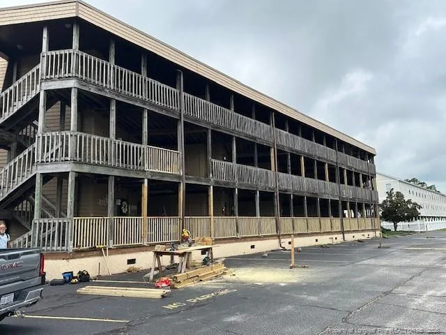 110 Lake Place Condo Drive Elizabethtown, NC 28337