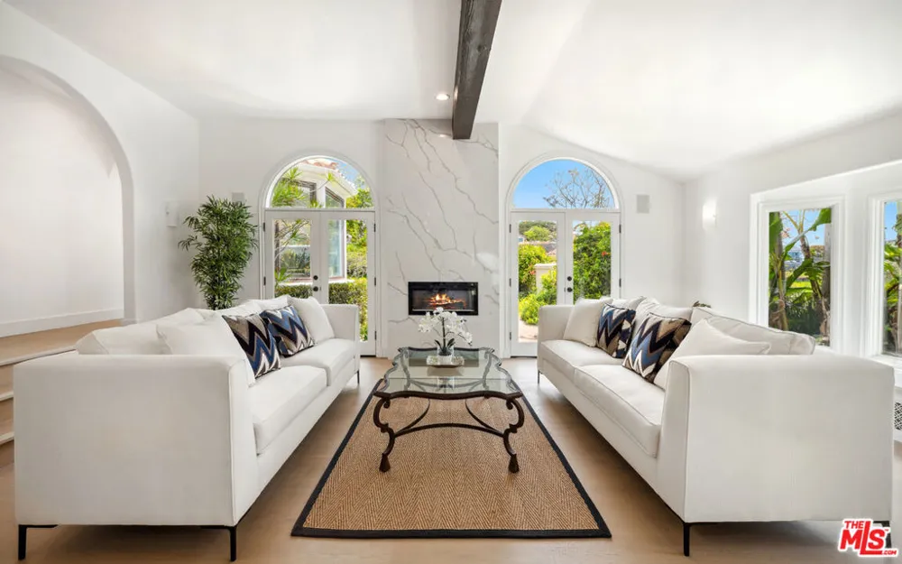29675 Harvester Road Malibu, CA 90265