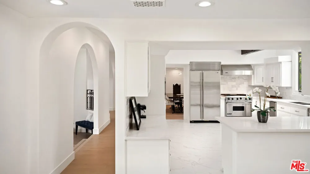 29675 Harvester Road Malibu, CA 90265
