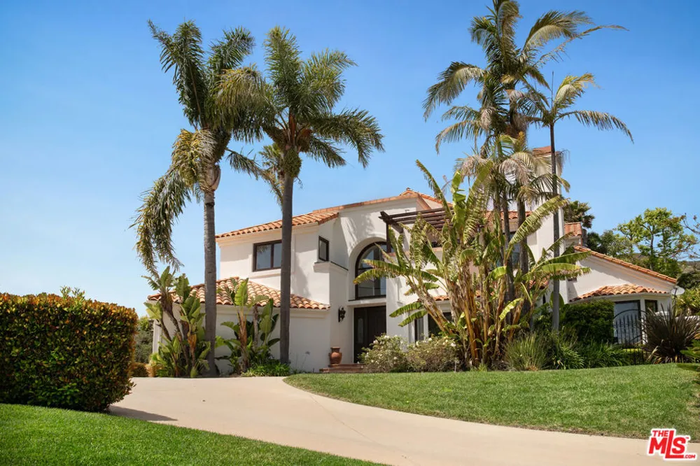 29675 Harvester Road Malibu, CA 90265