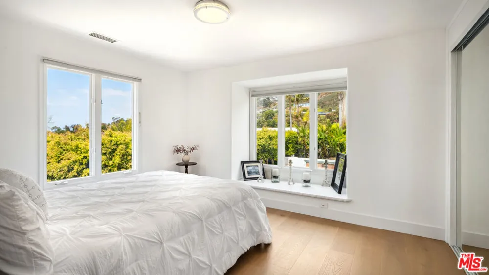 29675 Harvester Road Malibu, CA 90265