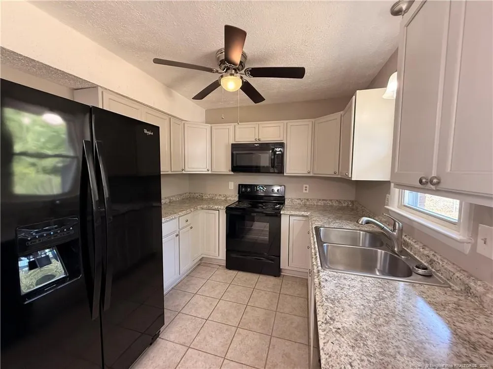 4805 Fellows Court Hope Mills, NC 28348