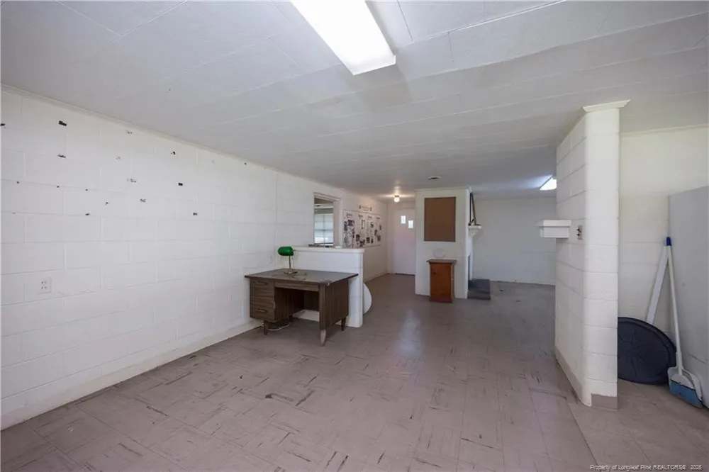 528 Fayetteville Street Newton Grove, NC 28366