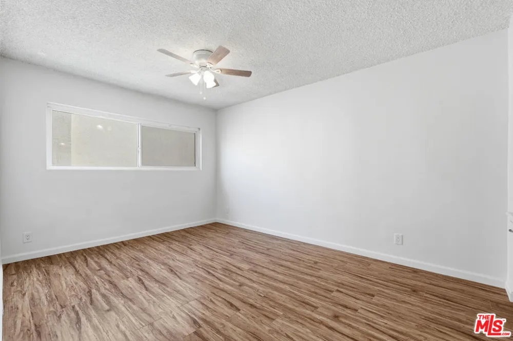 2332 S Beverly Glen Boulevard #5 Los Angeles, CA 90064