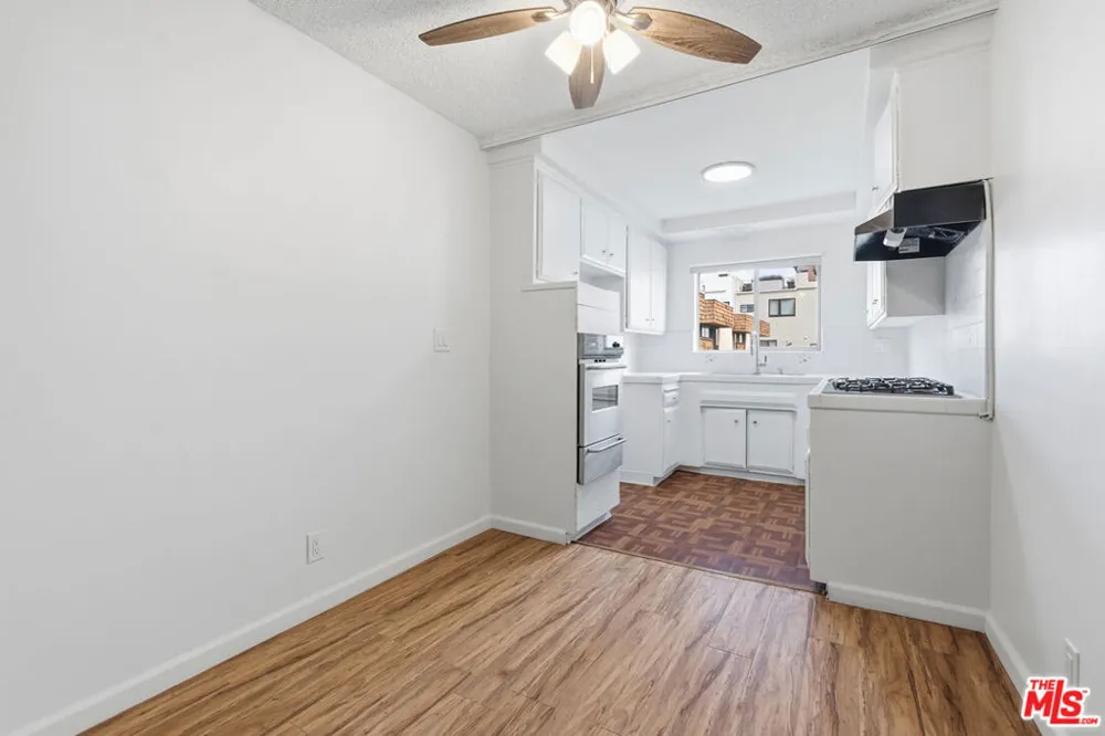 2332 S Beverly Glen Boulevard #5 Los Angeles, CA 90064