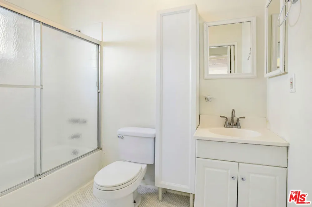 3467 Veteran Avenue Los Angeles, CA 90034
