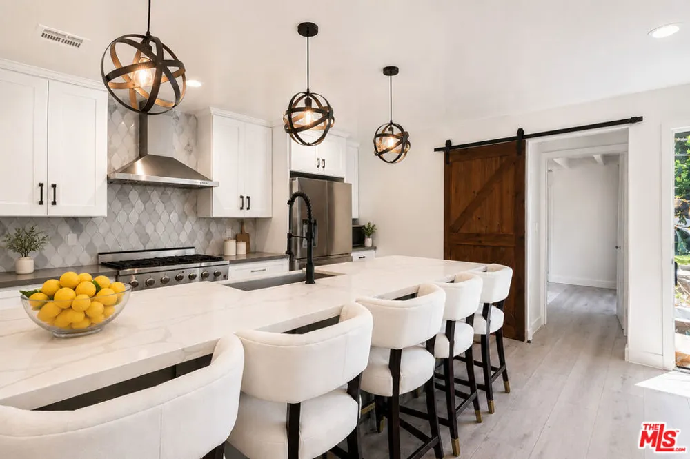 3467 Veteran Avenue Los Angeles, CA 90034