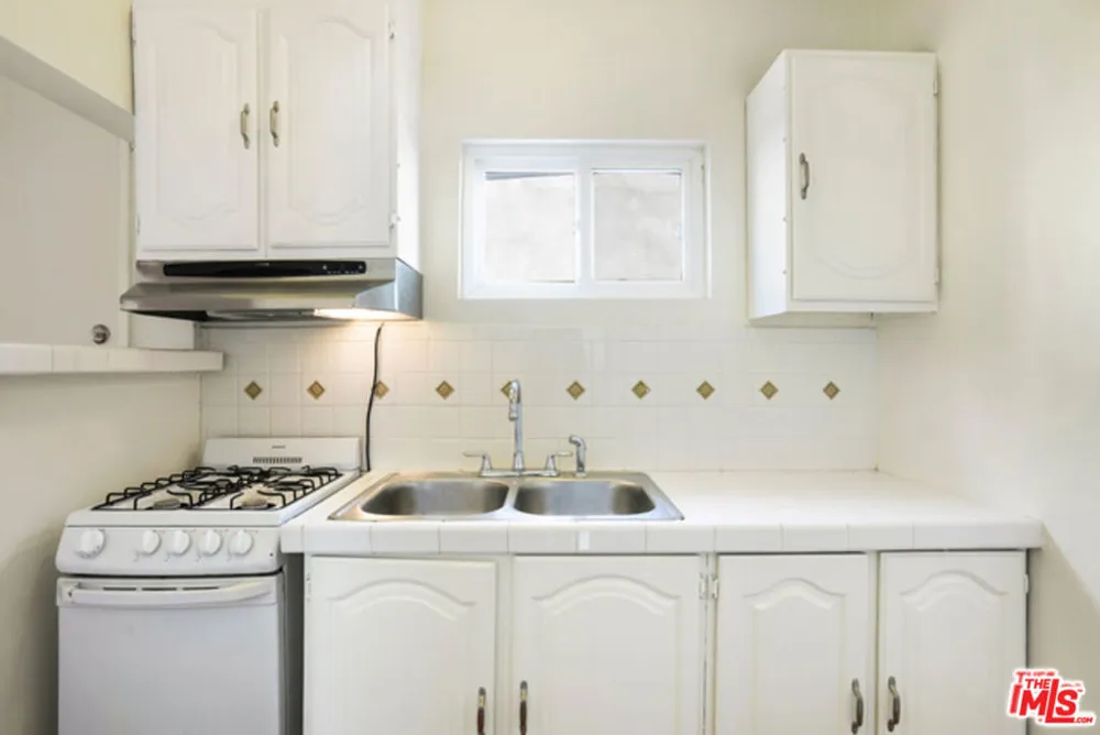 3467 Veteran Avenue Los Angeles, CA 90034
