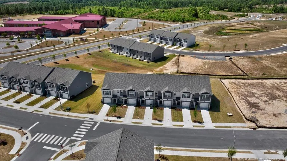 248 Maddox Drive Aberdeen, NC 28315