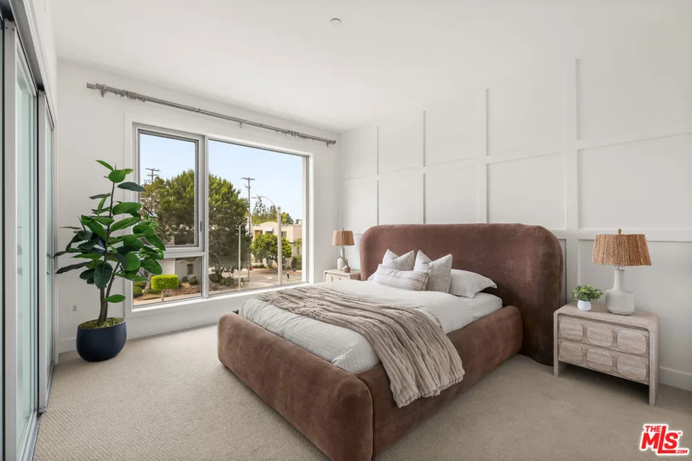 7857 W Manchester Avenue #201 Playa del Rey, CA 90293