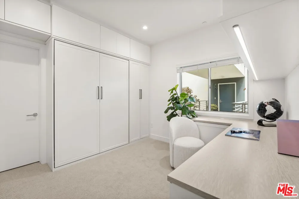 7857 W Manchester Avenue #201 Playa del Rey, CA 90293