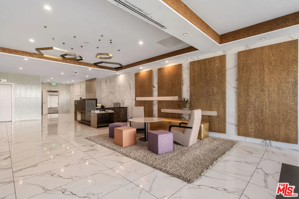 4460 Wilshire Boulevard #207 Los Angeles, CA 90010