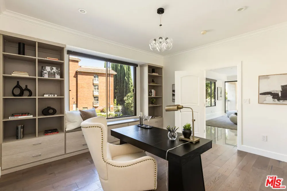 4460 Wilshire Boulevard #207 Los Angeles, CA 90010