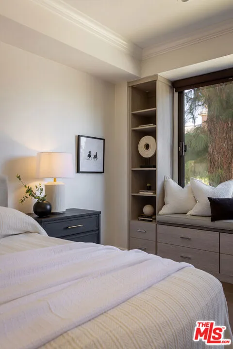 4460 Wilshire Boulevard #207 Los Angeles, CA 90010