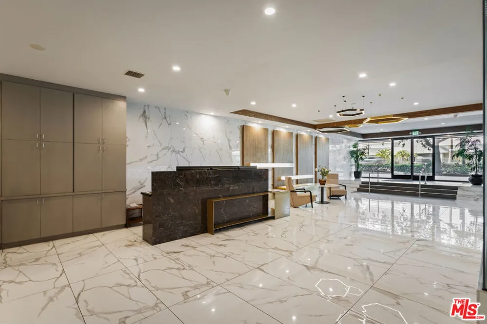 4460 Wilshire Boulevard #207 Los Angeles, CA 90010
