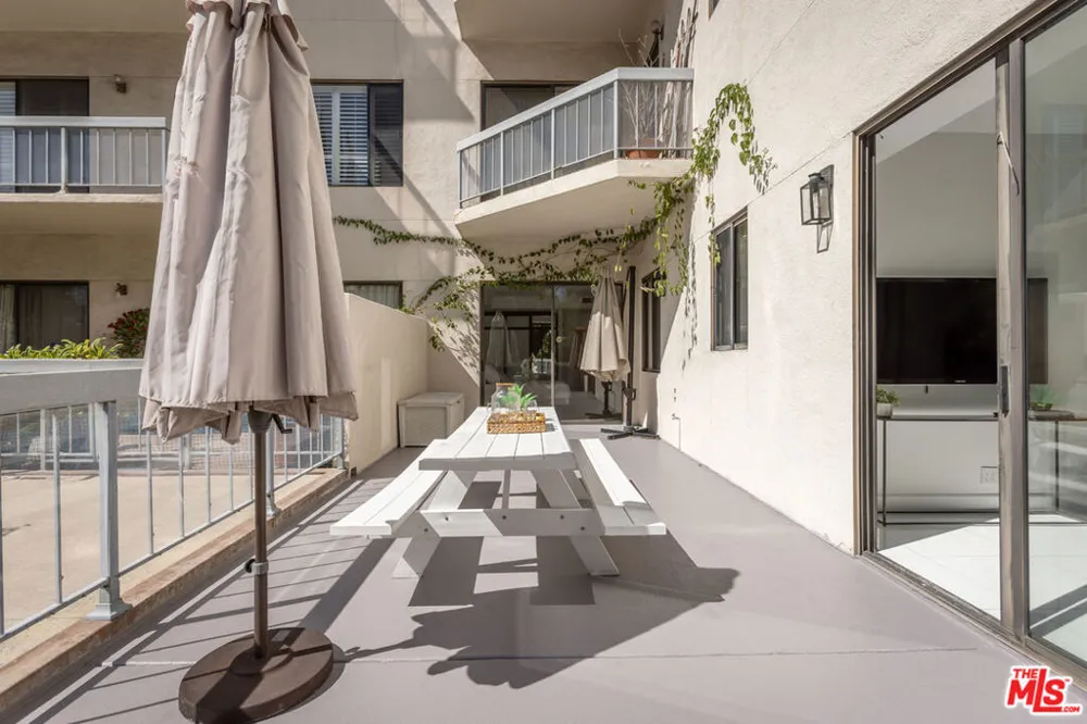 4460 Wilshire Boulevard #207 Los Angeles, CA 90010