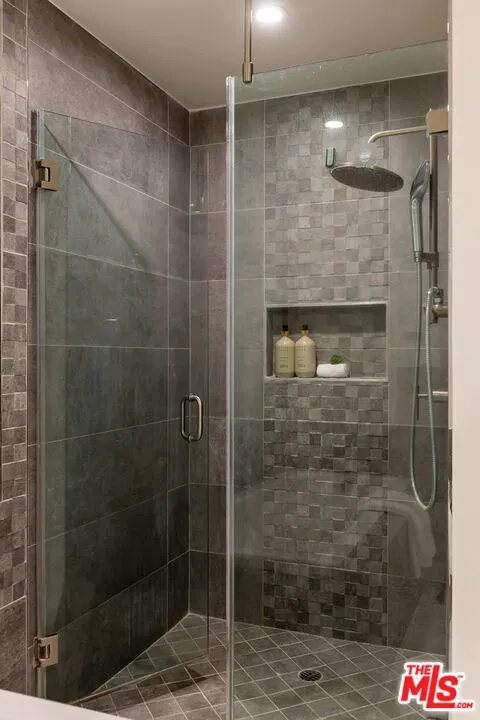 4460 Wilshire Boulevard #207 Los Angeles, CA 90010