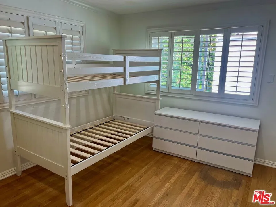 1586 Palisades Drive Pacific Palisades, CA 90272