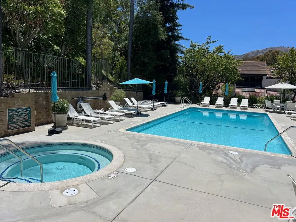 1586 Palisades Drive Pacific Palisades, CA 90272