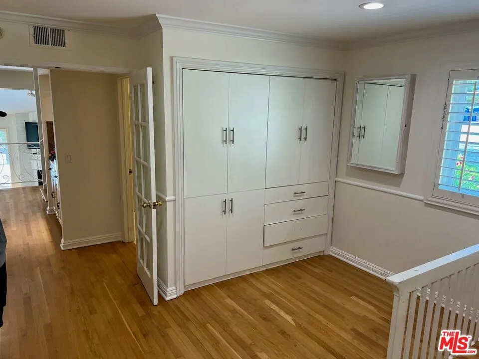 1586 Palisades Drive Pacific Palisades, CA 90272
