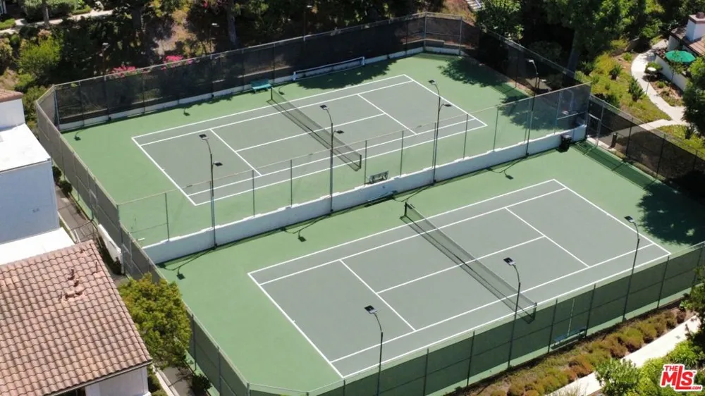1586 Palisades Drive Pacific Palisades, CA 90272