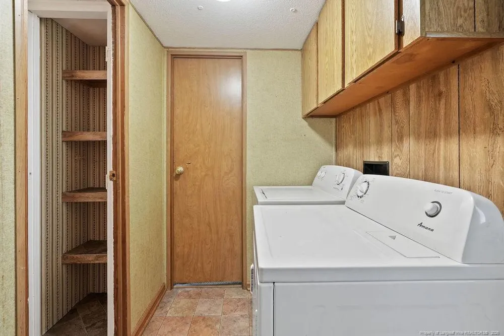 5998 Love Court Hope Mills, NC 28348
