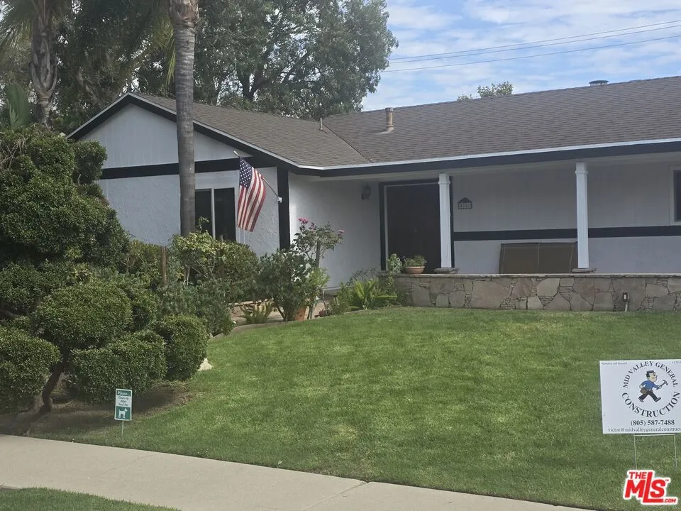 4242 Yukon Avenue Simi Valley, CA 93063