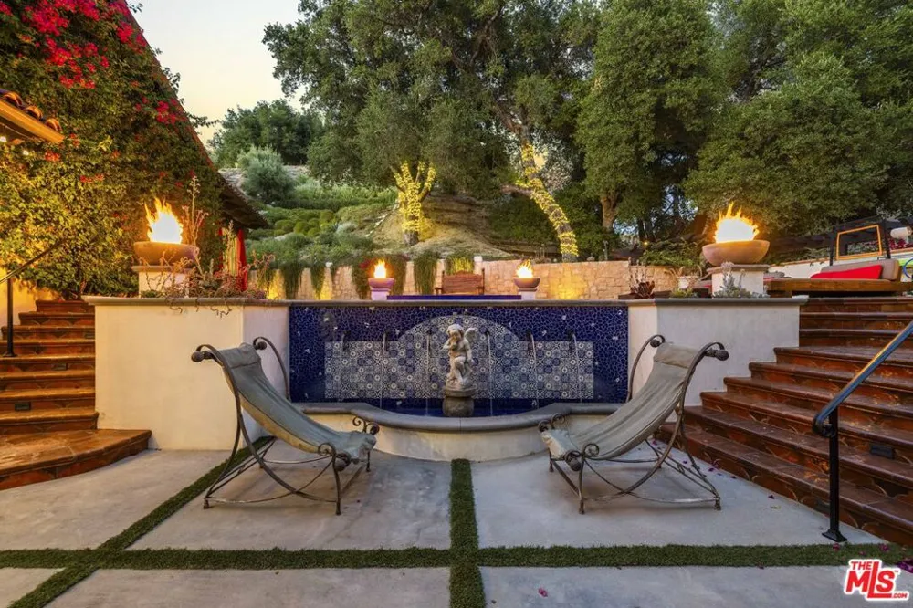 23725 La Salle Canyon Road Newhall, CA 91321