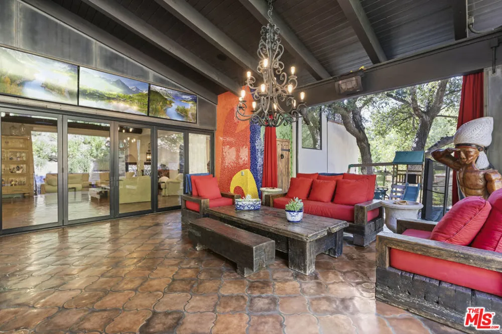 23725 La Salle Canyon Road Newhall, CA 91321