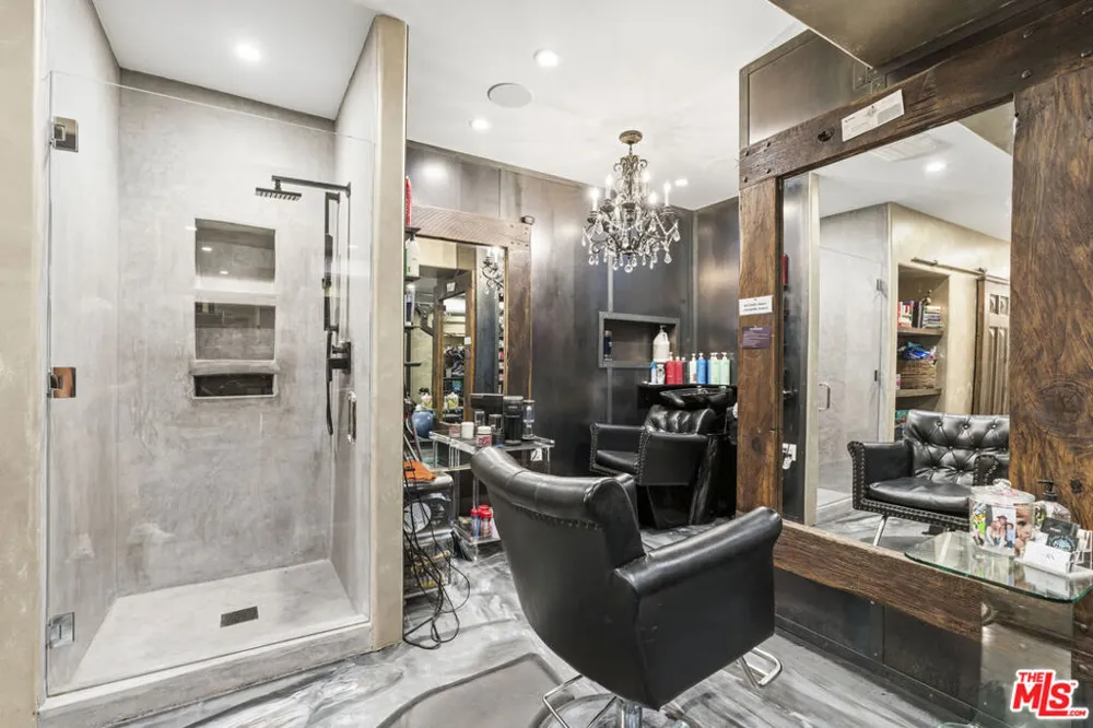 23725 La Salle Canyon Road Newhall, CA 91321