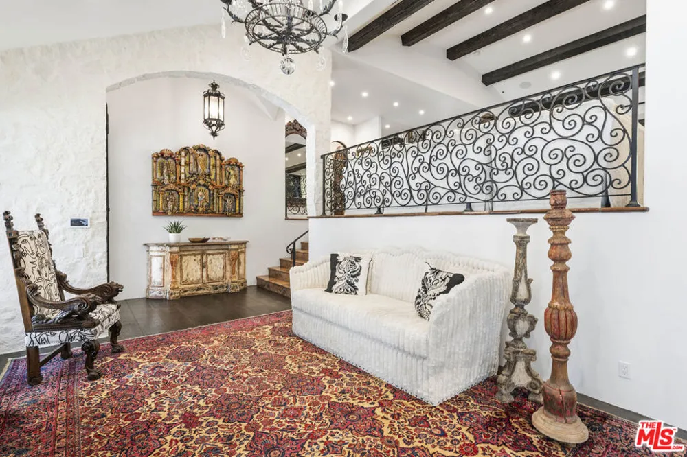 23725 La Salle Canyon Road Newhall, CA 91321