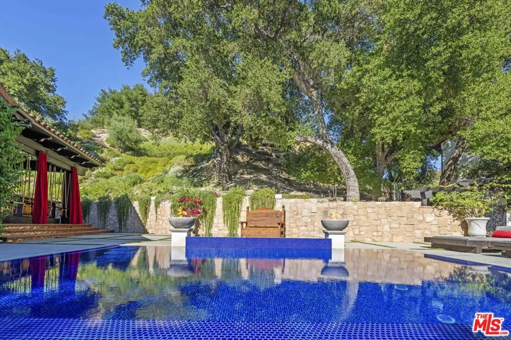 23725 La Salle Canyon Road Newhall, CA 91321