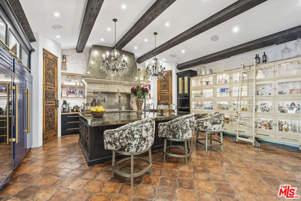 23725 La Salle Canyon Road Newhall, CA 91321