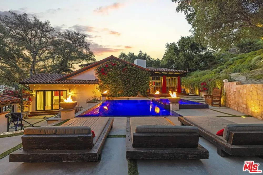 23725 La Salle Canyon Road Newhall, CA 91321