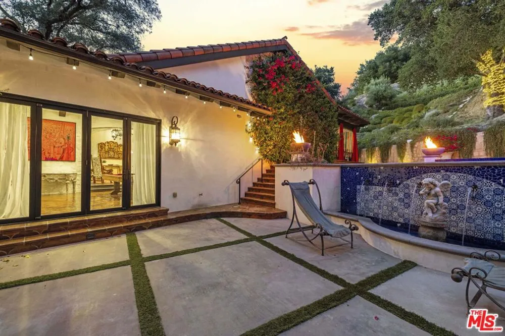 23725 La Salle Canyon Road Newhall, CA 91321