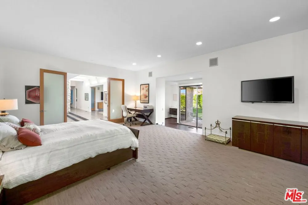 1650 E Murray Canyon Drive Palm Springs, CA 92264