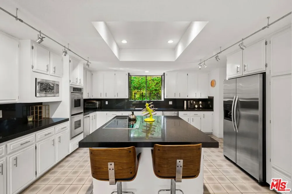 1650 E Murray Canyon Drive Palm Springs, CA 92264