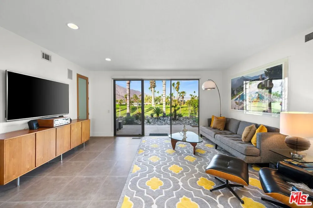 1650 E Murray Canyon Drive Palm Springs, CA 92264