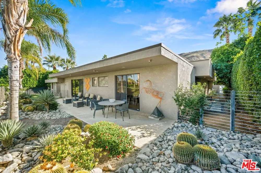 1650 E Murray Canyon Drive Palm Springs, CA 92264