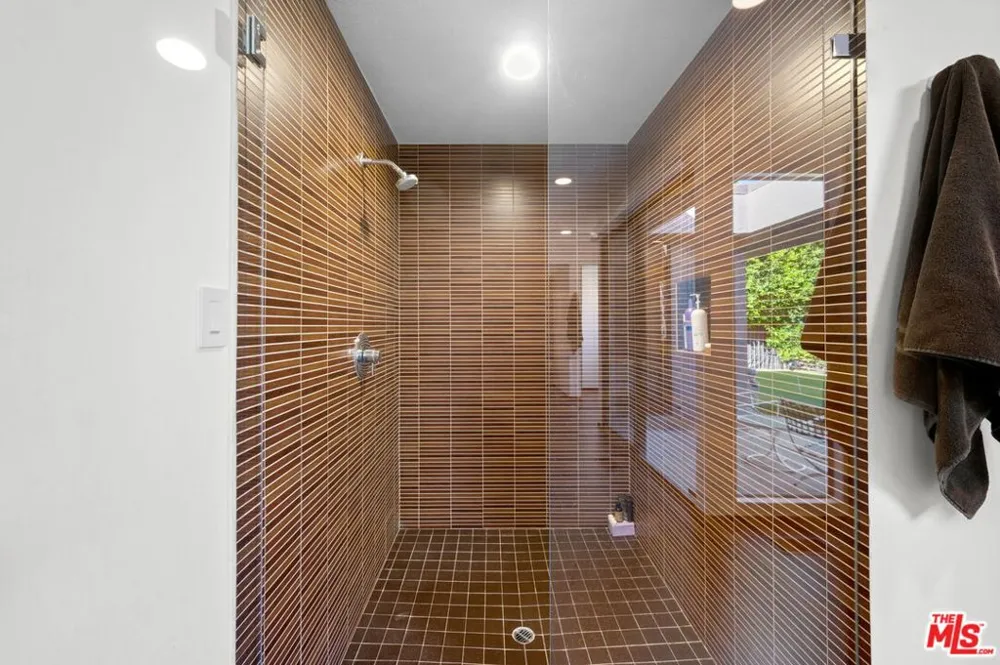 1650 E Murray Canyon Drive Palm Springs, CA 92264