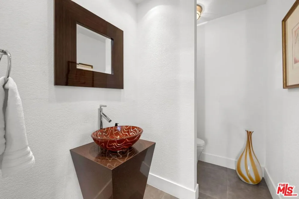 1650 E Murray Canyon Drive Palm Springs, CA 92264