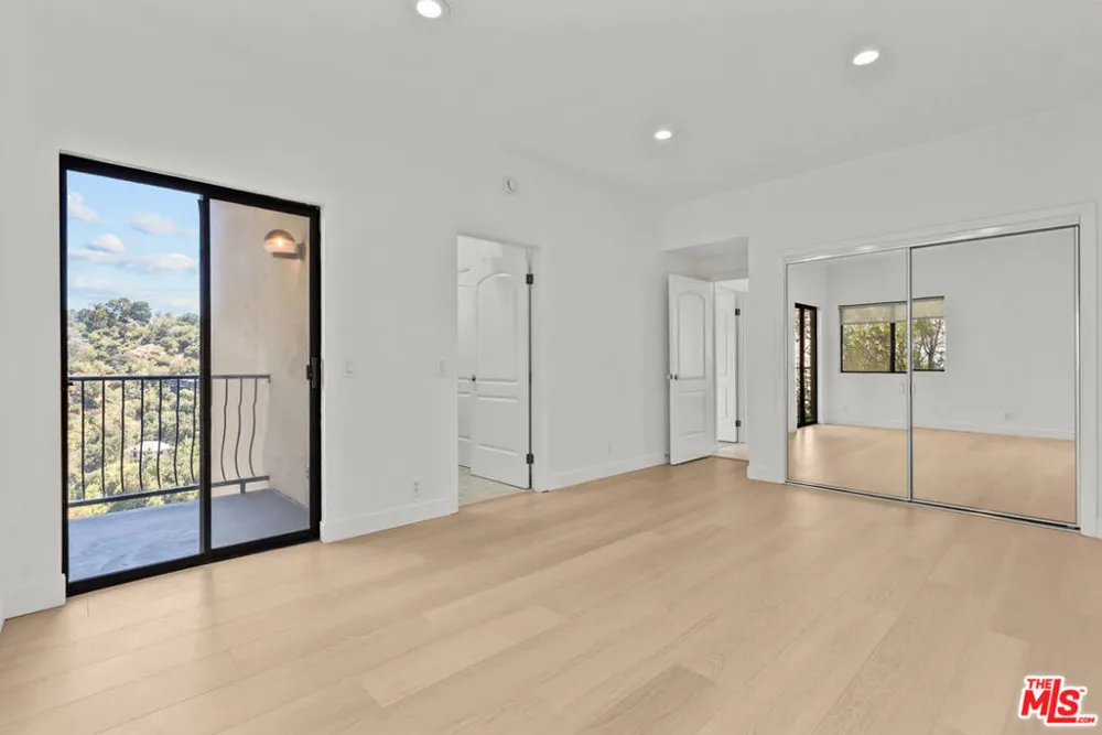 3665 ALTA MESA DRIVE Studio City, CA 91604
