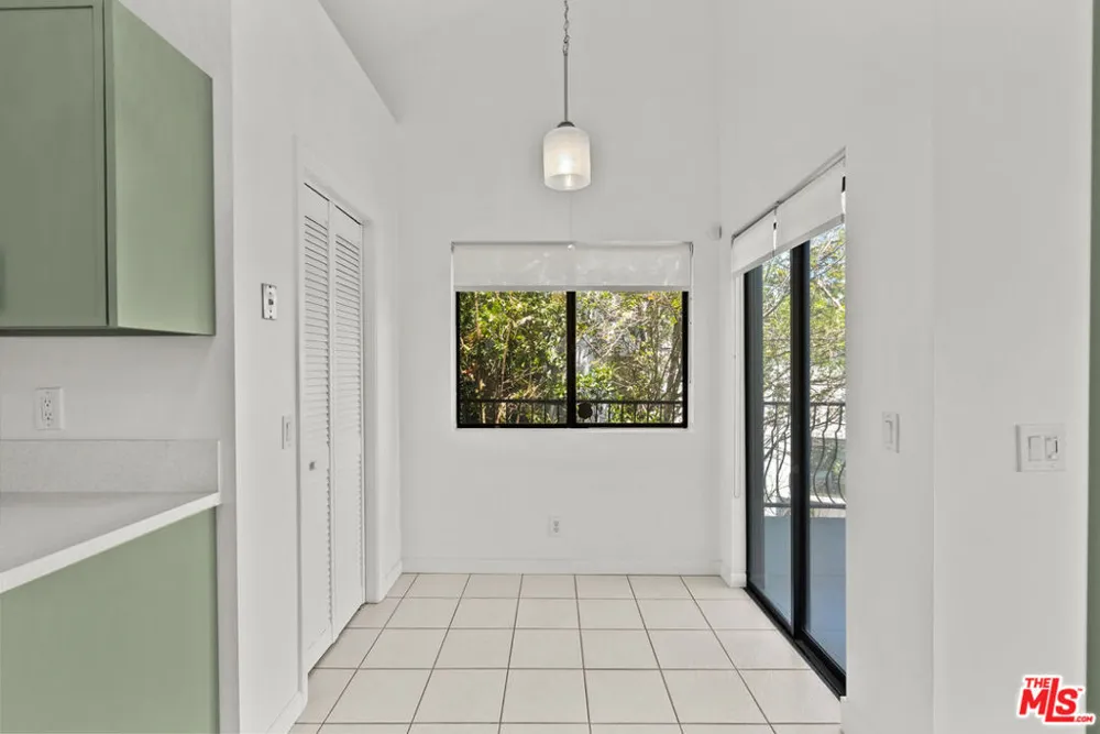 3665 ALTA MESA DRIVE Studio City, CA 91604