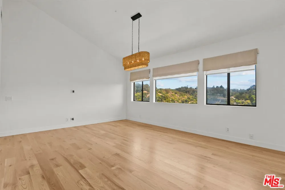 3665 ALTA MESA DRIVE Studio City, CA 91604