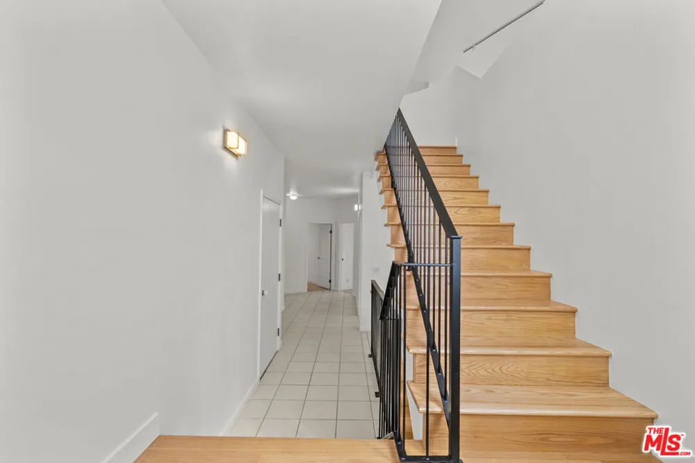3665 ALTA MESA DRIVE Studio City, CA 91604