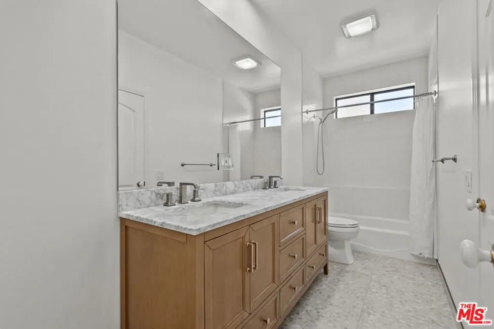 3665 ALTA MESA DRIVE Studio City, CA 91604